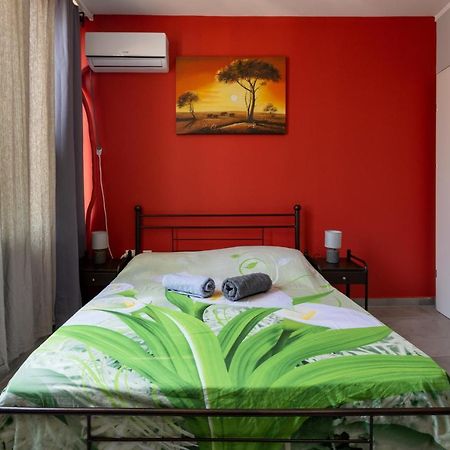 Syntagma Metro St. 2 Bedrooms 6 Pers. Flat By Mps Athens Exterior photo